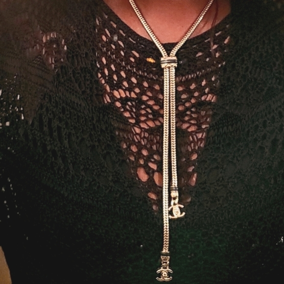 SOLD Chanel 21S Metal, Lambskin, Gold Y Necklace - Picture 4 of 11